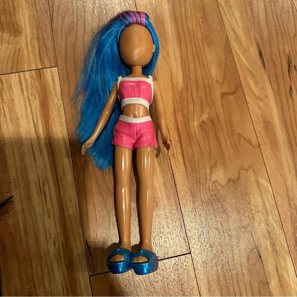 Vintage Y2K “What’s Her Face” doll 👧 Mattel‎